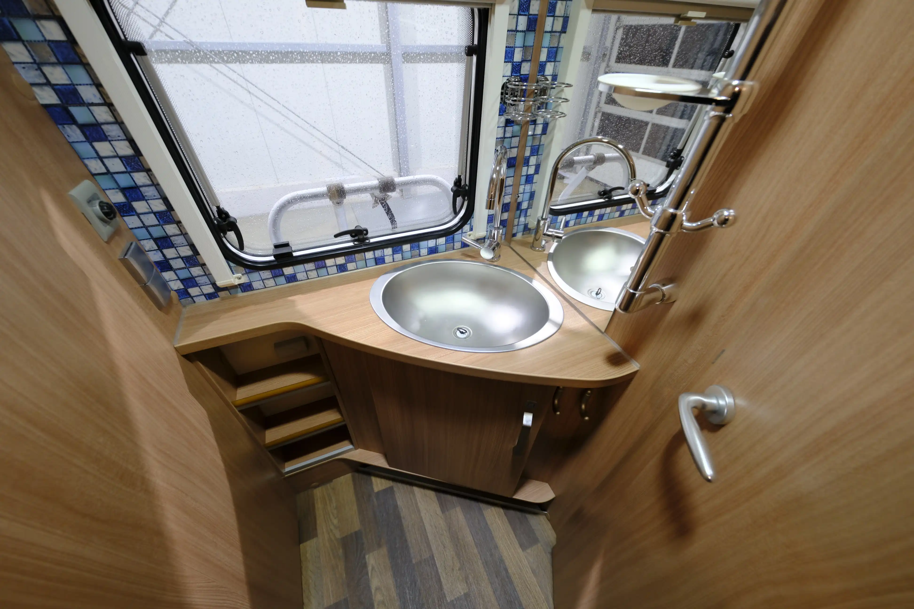 KNAUS SKY Traveller 500 D - Ansicht 13